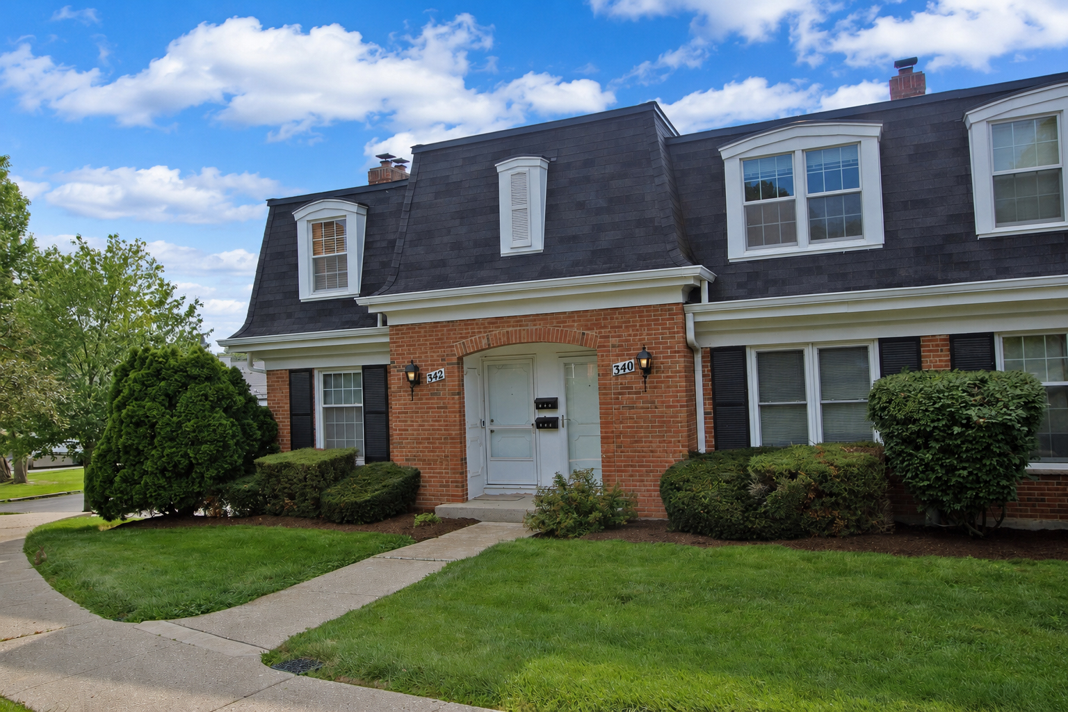 340 Eastern Avenue, Barrington IL 60010