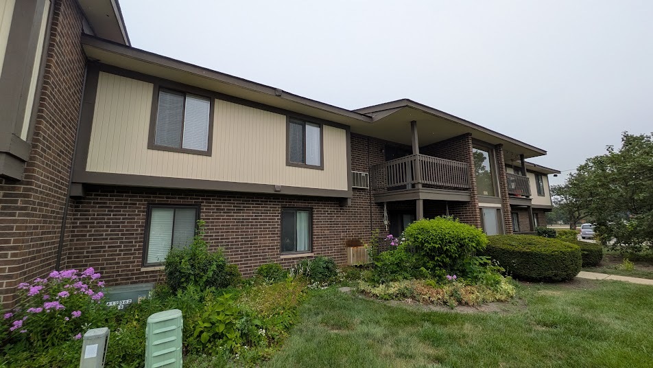 596 Somerset Lane Unit 7, Crystal Lake IL 60014