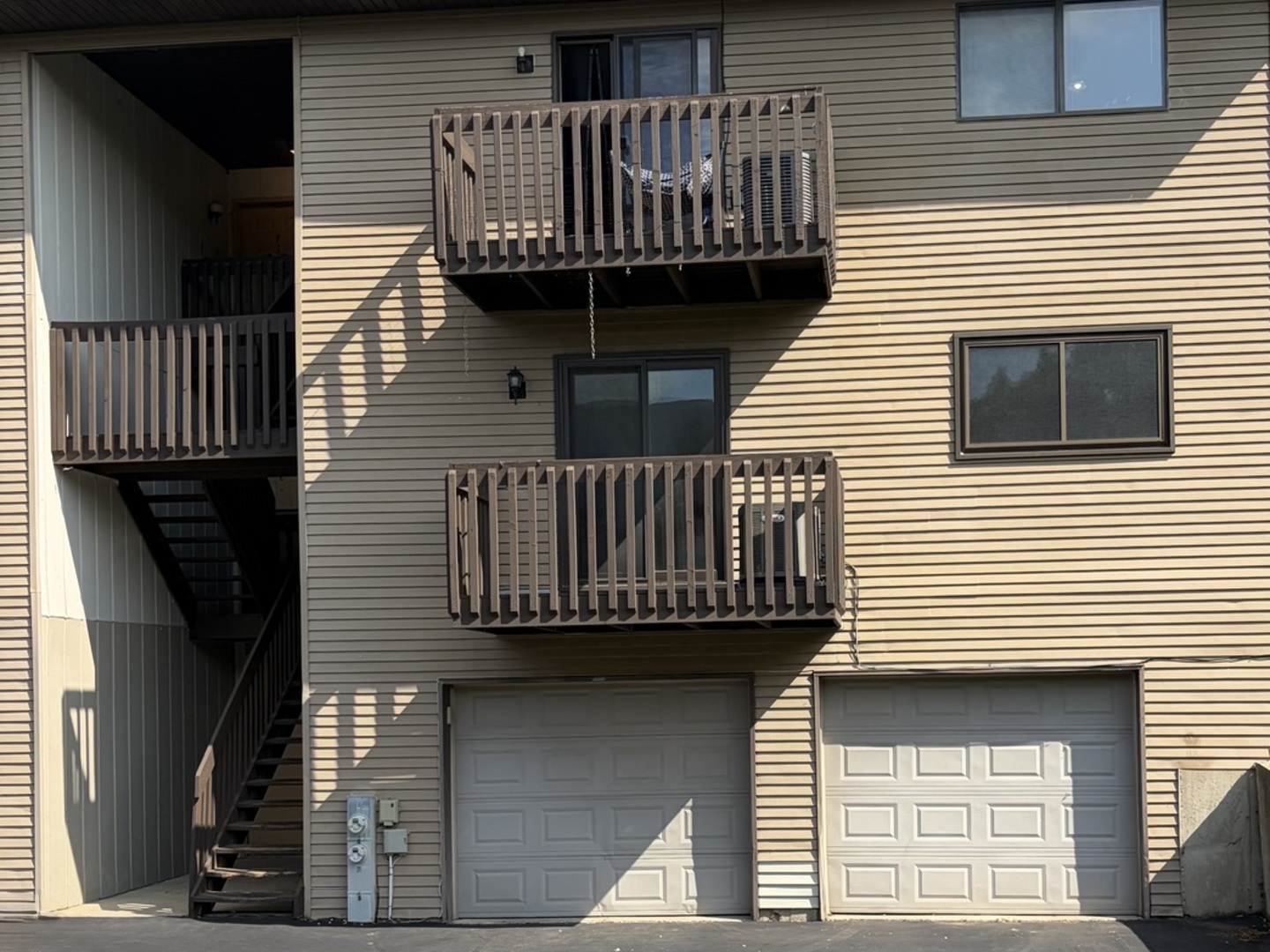 391 S Collins Street Unit G, South Elgin IL 60177