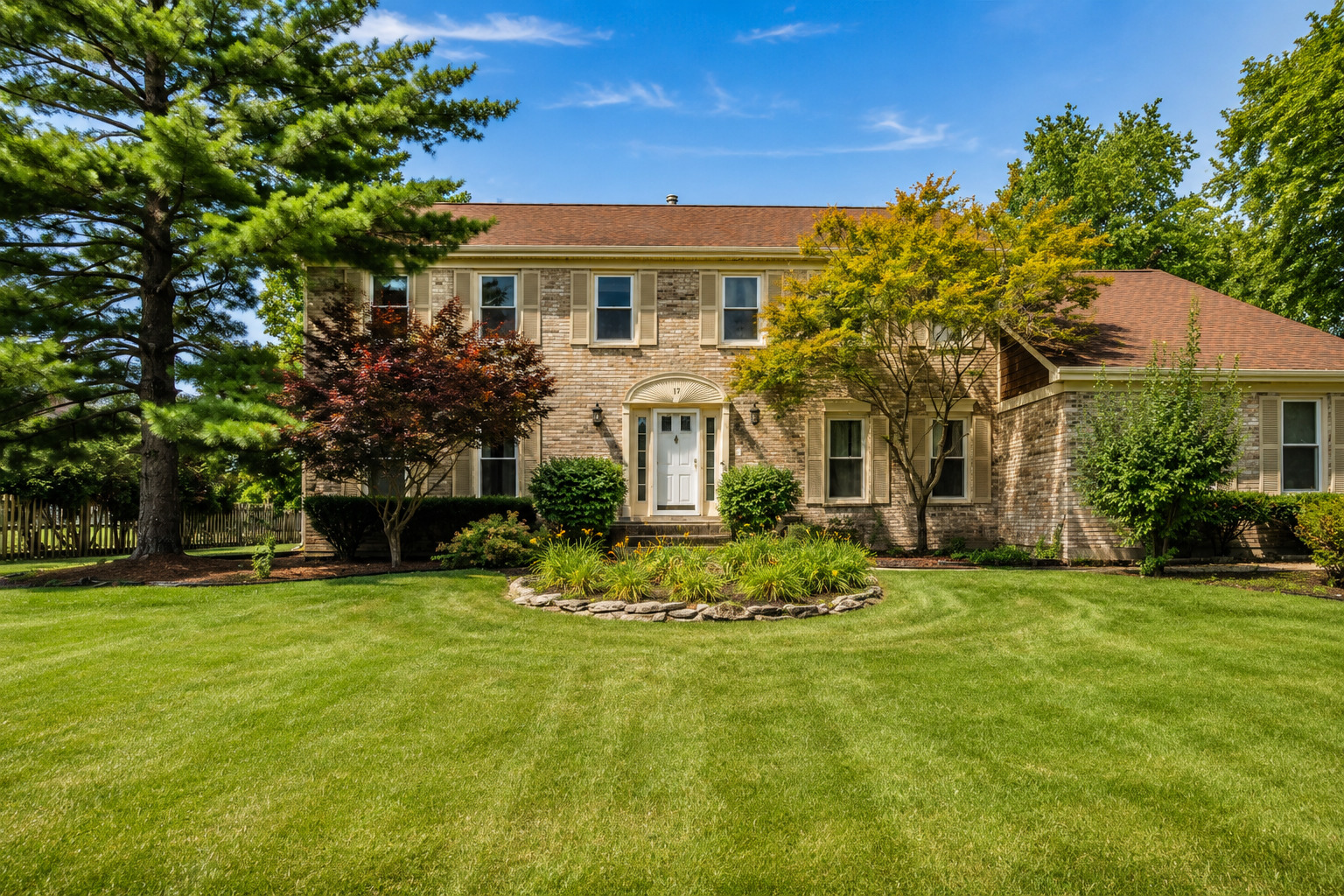 17 Cherrywood Drive, Schaumburg IL 60194