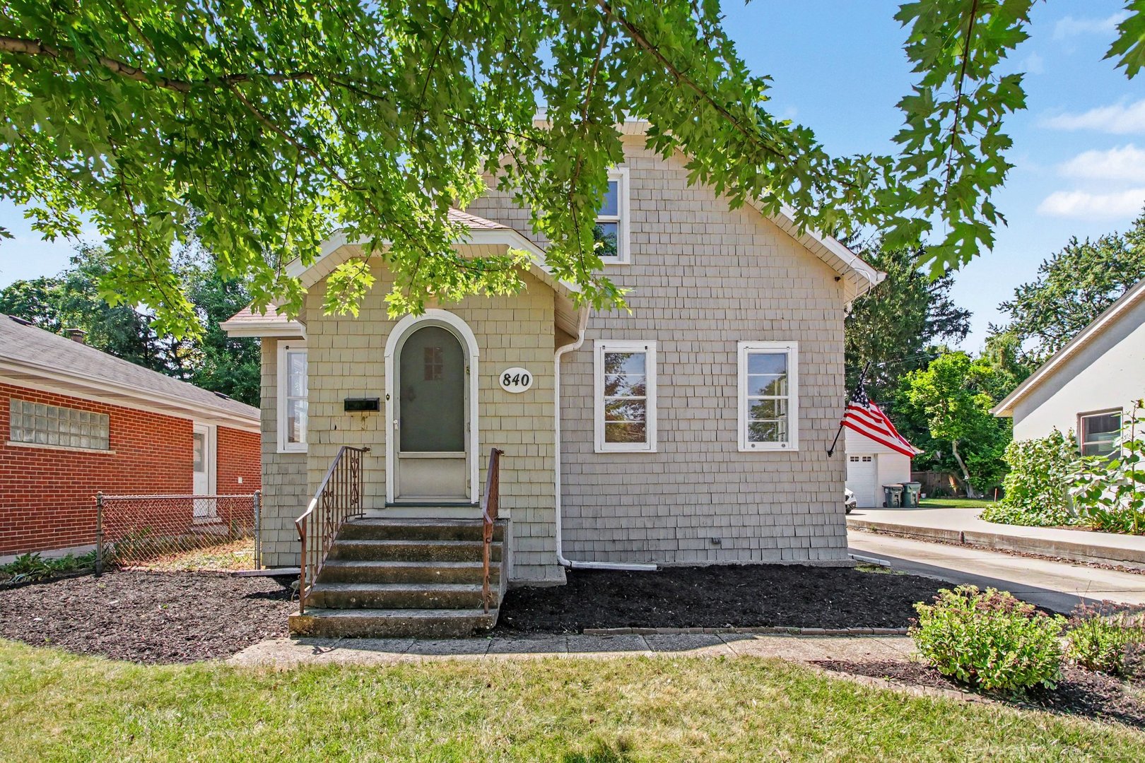 840 N Arlington Heights Road, Arlington Heights IL 60004