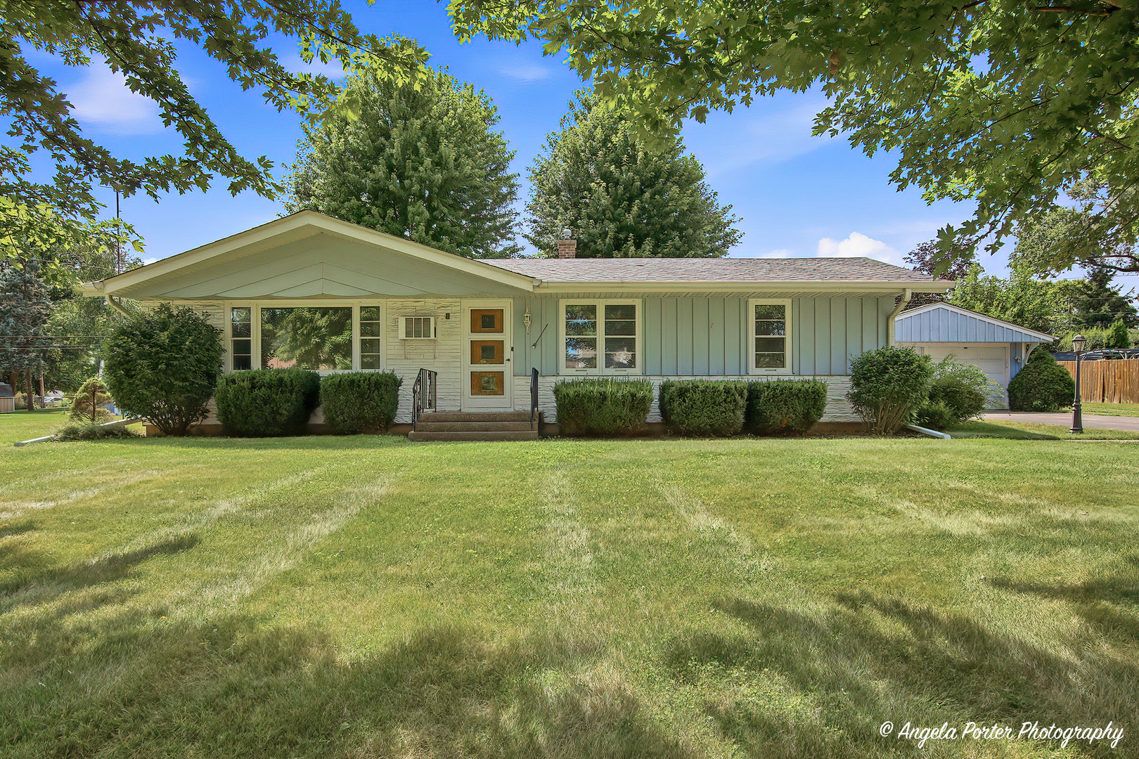 303 N Green Street, Mchenry IL 60050