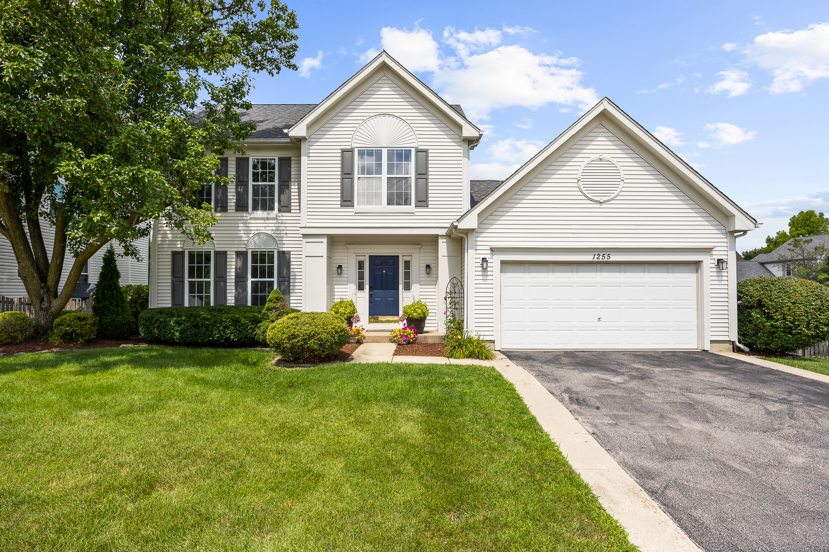1255 Chicory Lane, Naperville IL 60564