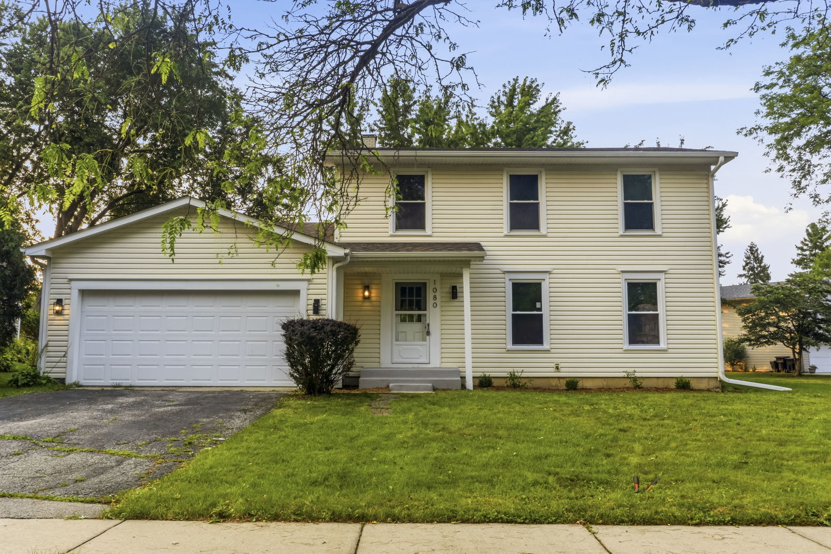 1080 Dresden Drive, Hoffman Estates IL 60192