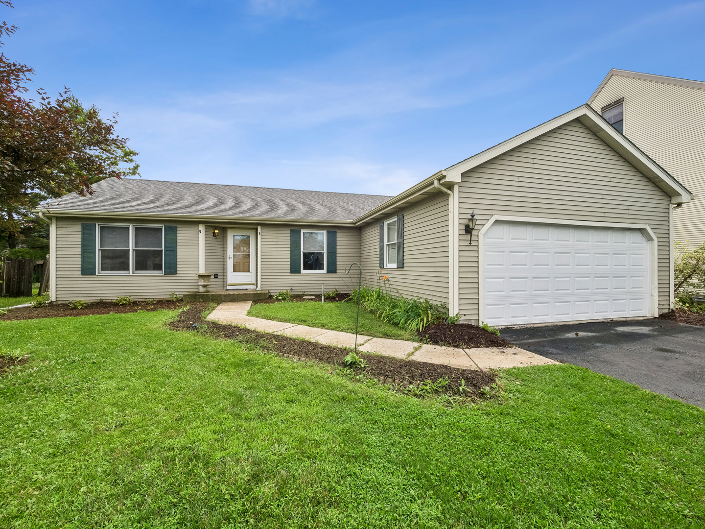 1520 Wicker Street, Woodstock IL 60098