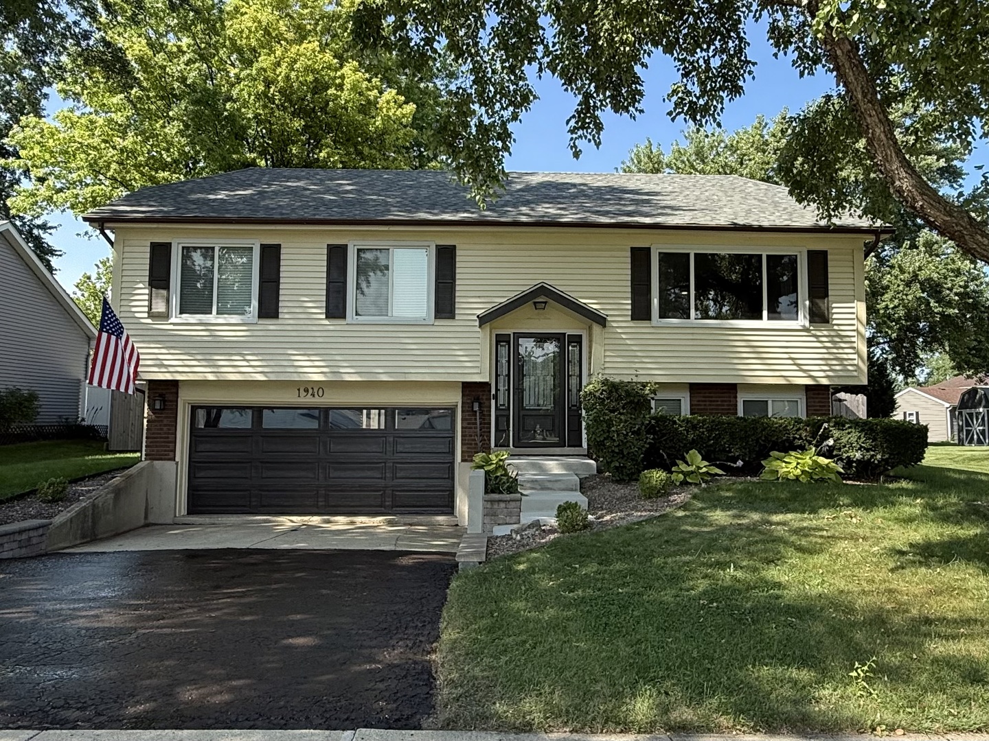 1940 Division Street, St. Charles IL 60174