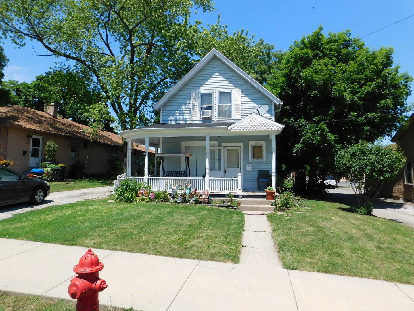 124 Cary Street, Cary IL 60013