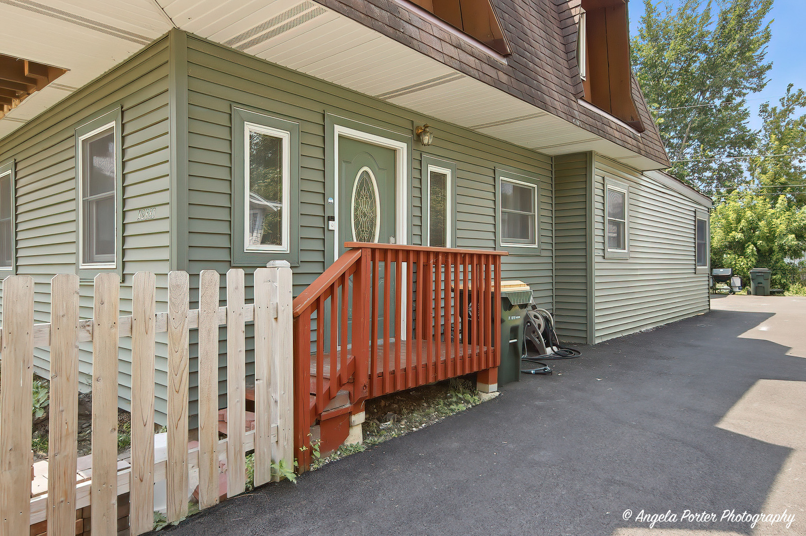 42680 N Lake Drive, Antioch IL 60002