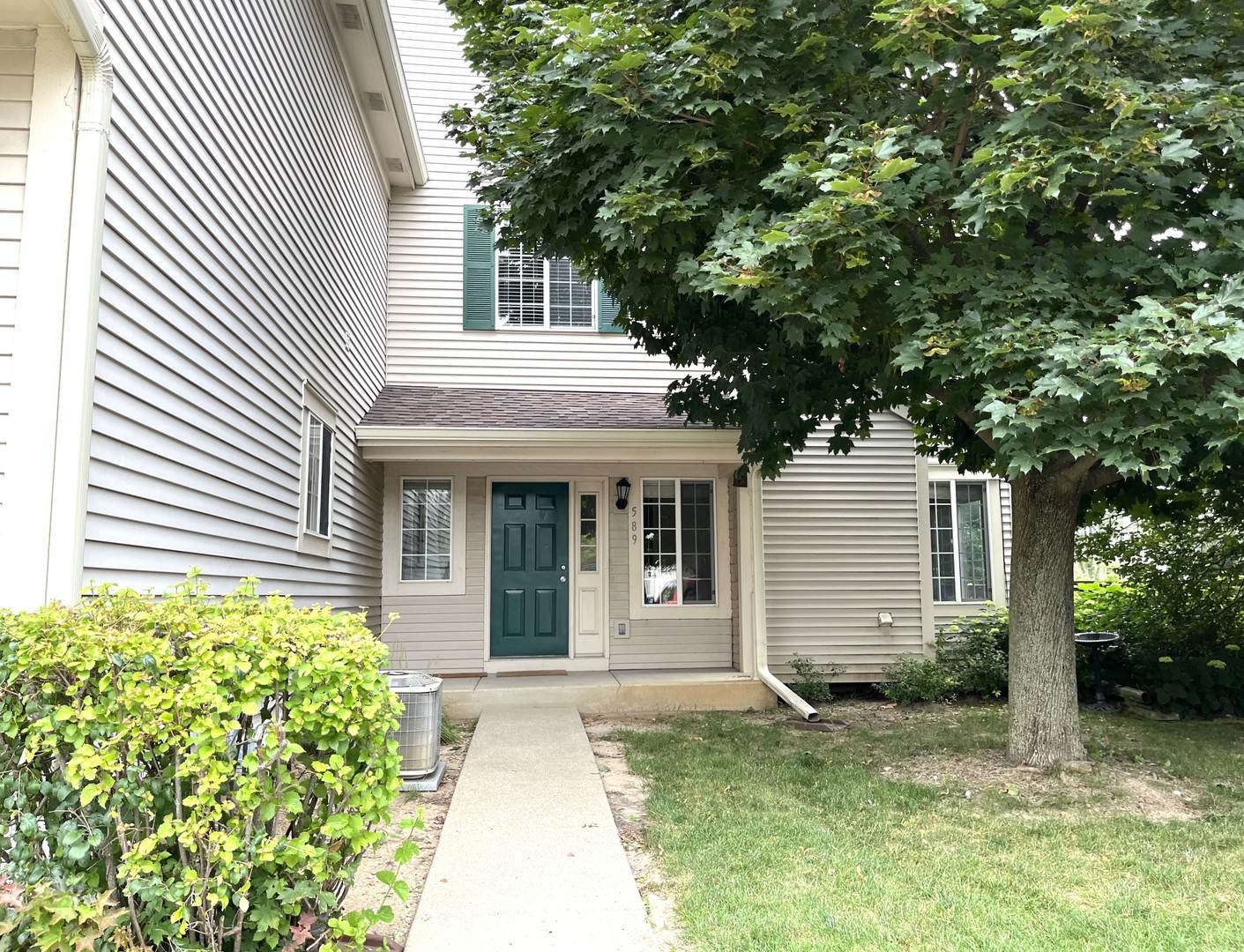 589 FOX RIDGE Drive, Fox Lake IL 60020
