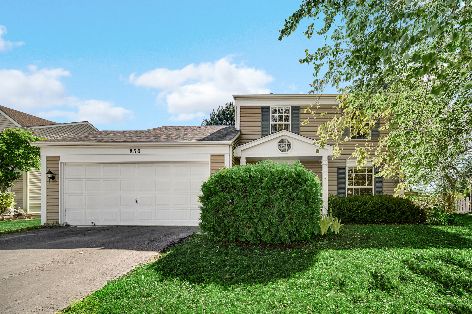 830 Indian Wells Circle, Elgin IL 60123