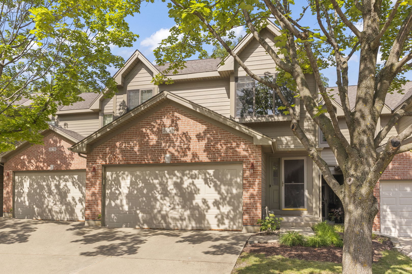2034 JEFFREY Court Unit 2034, Elgin IL 60123