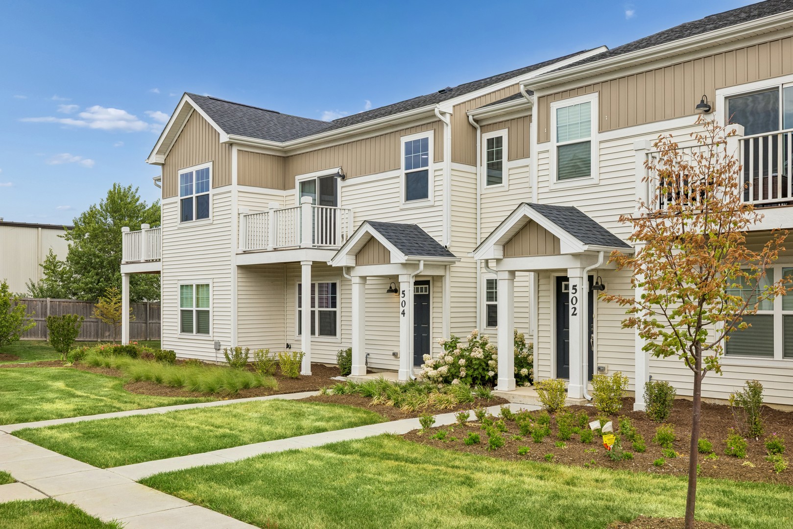 504 Comstock Road, South Elgin IL 60177