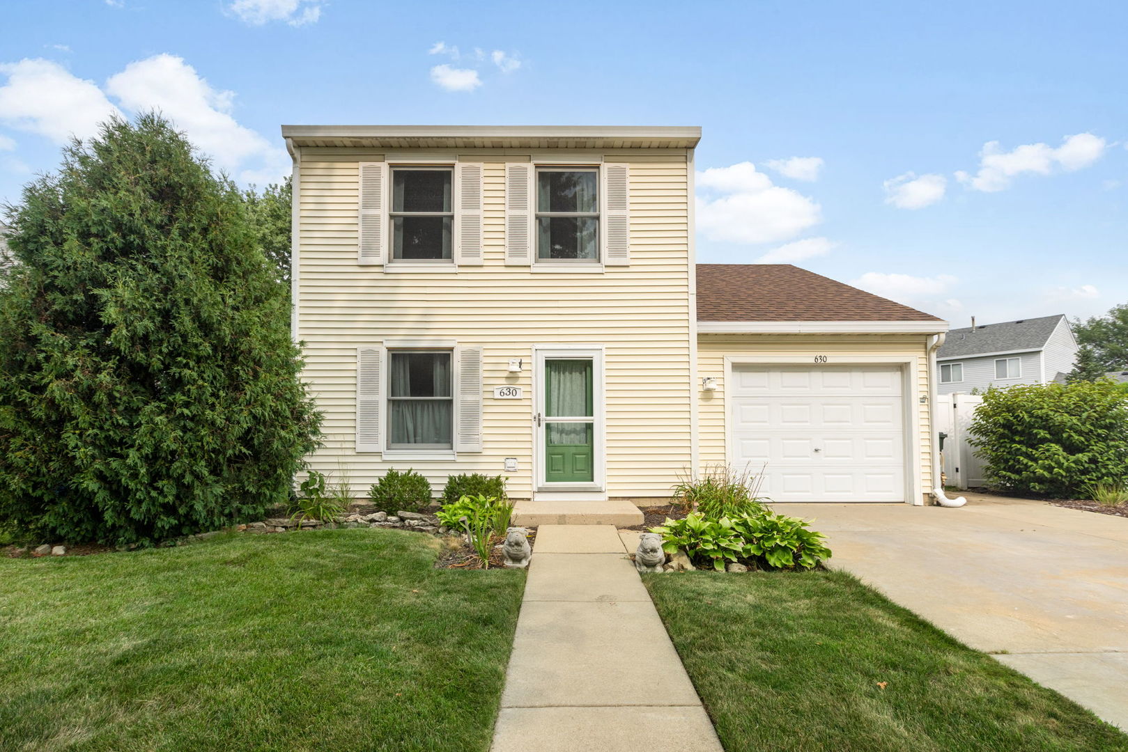 630 Hobart Drive, South Elgin IL 60177
