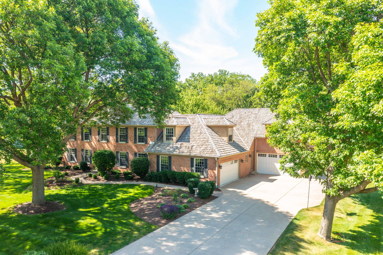 126 Schooner Lane, Lake Barrington IL 60010