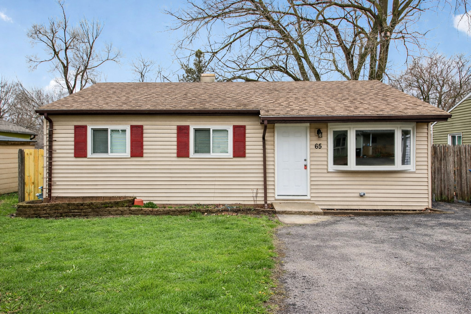 65 Della Street, Crystal Lake IL 60014