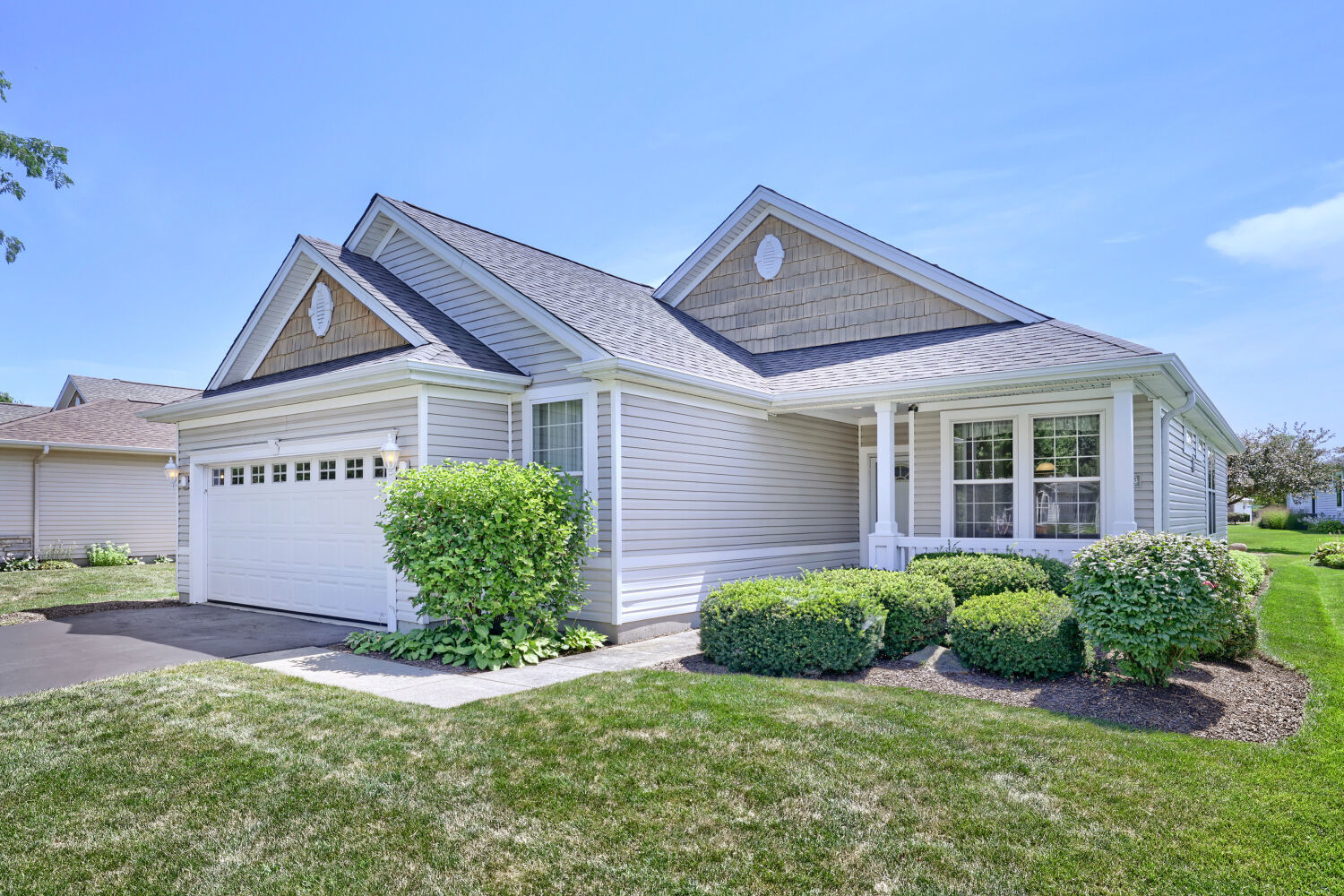 12613 Oak Grove Drive, Huntley IL 60142