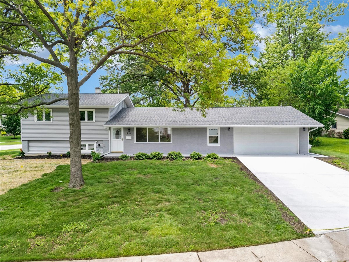 590 Durham Court, Hoffman Estates IL 60169