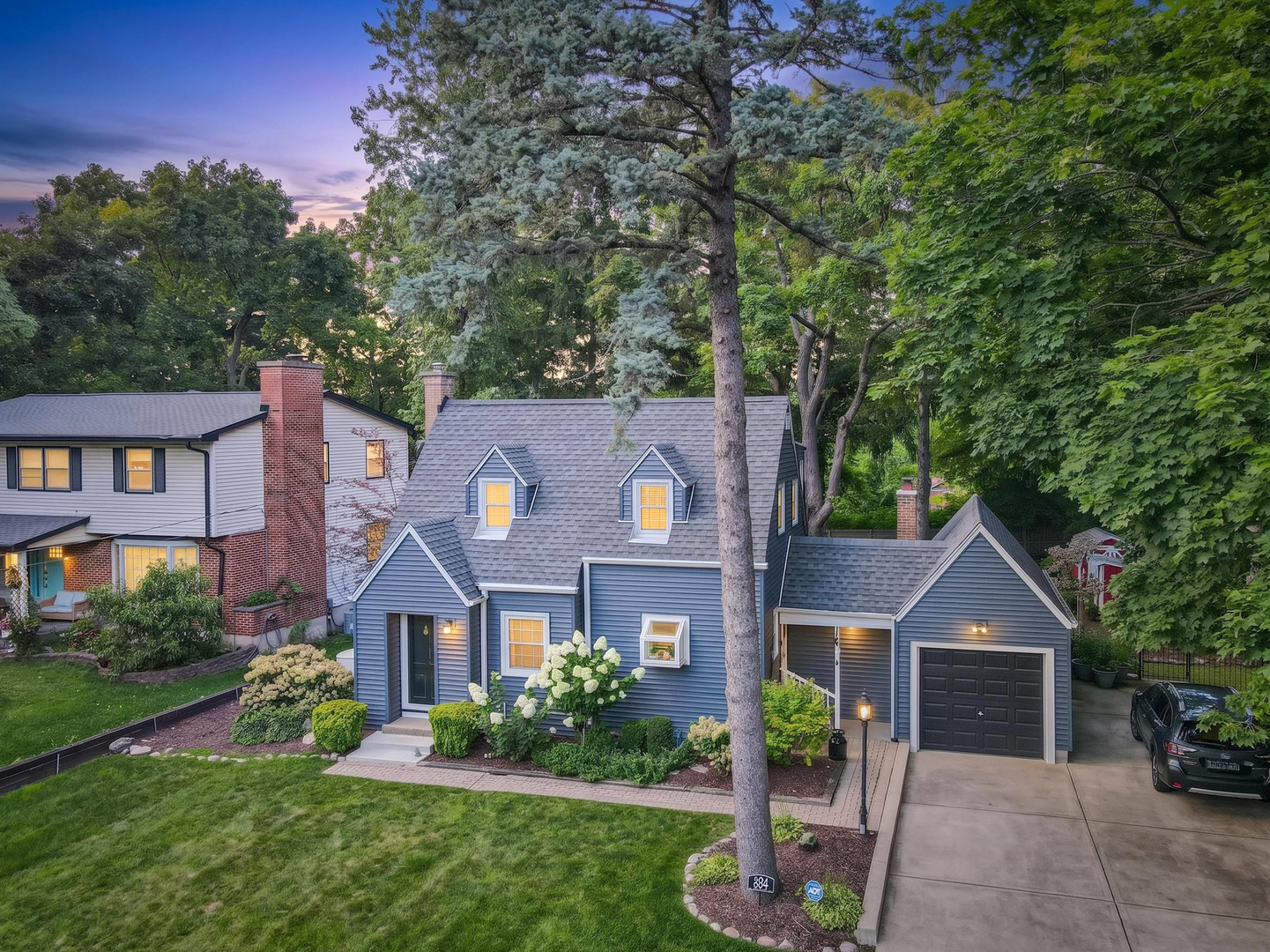 834 Forest Avenue, Elgin IL 60120