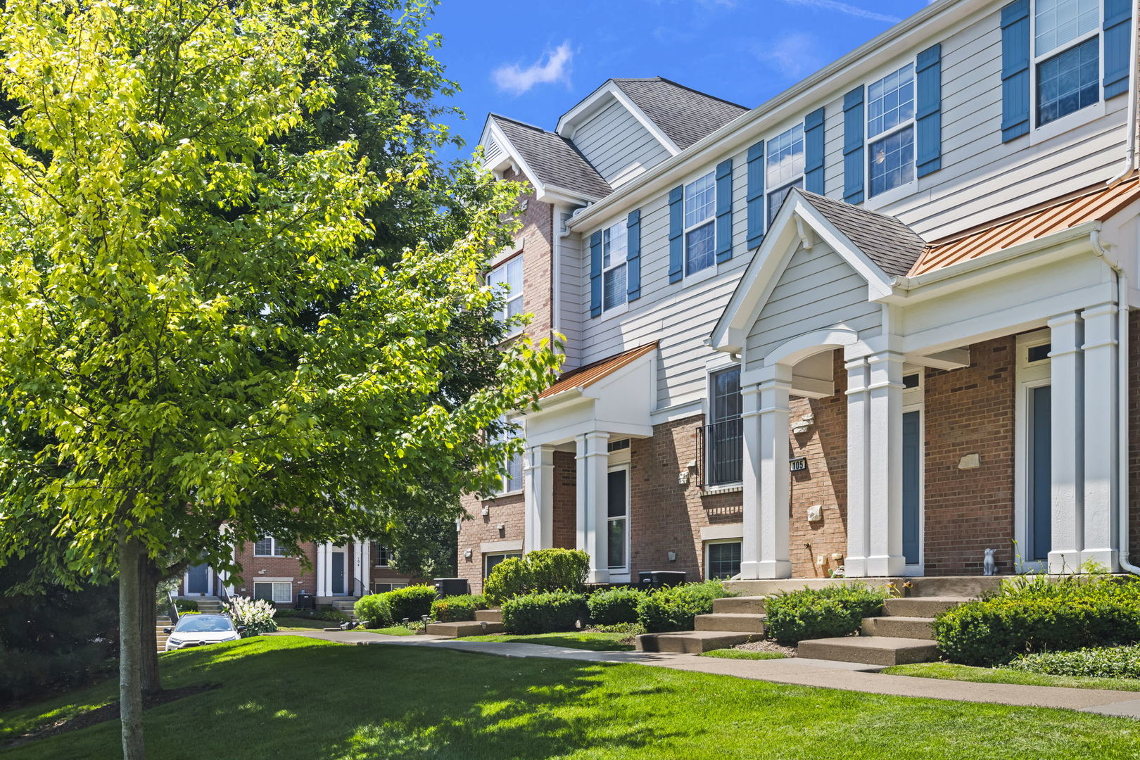 105 Arcadia Lane, Lake Zurich IL 60047