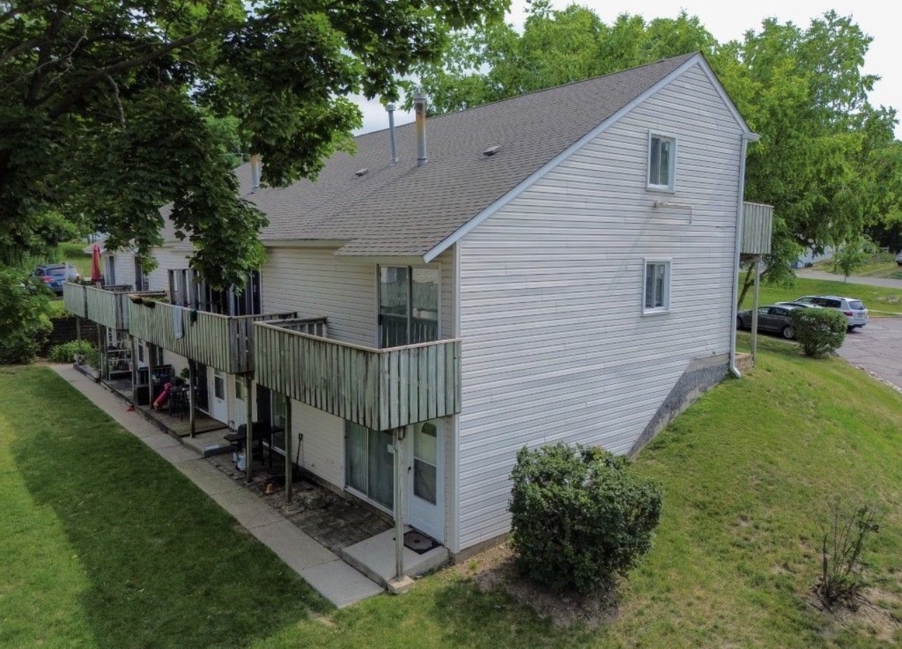 89 Maude Avenue, Fox Lake IL 60020