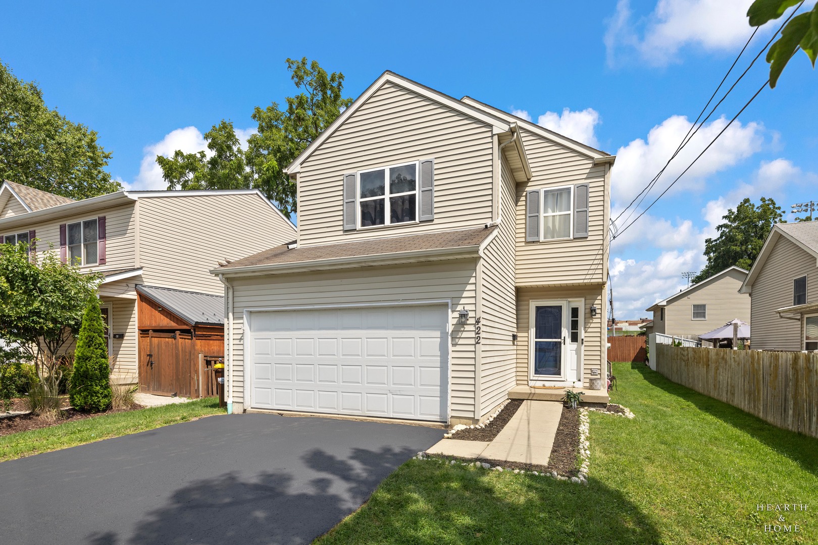 422 Stewart Avenue, Woodstock IL 60098