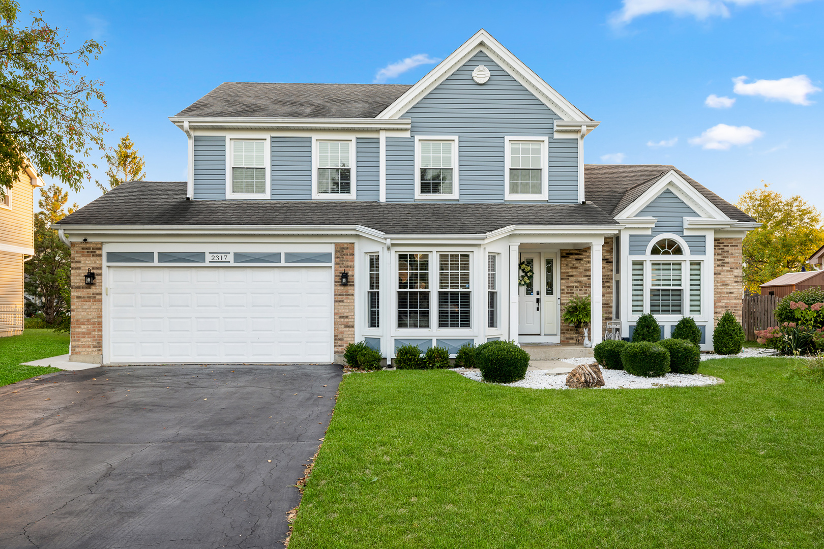 2317 Broadway Lane, Schaumburg IL 60194