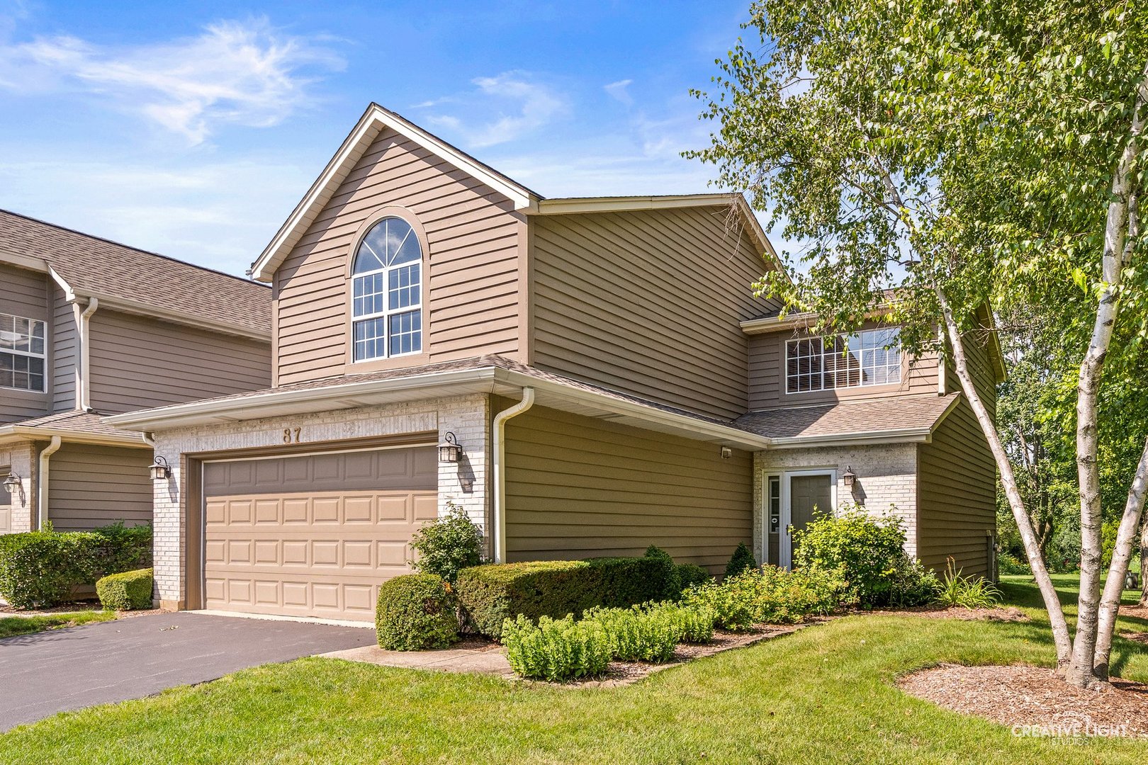 87 townsend Circle, Naperville IL 60565