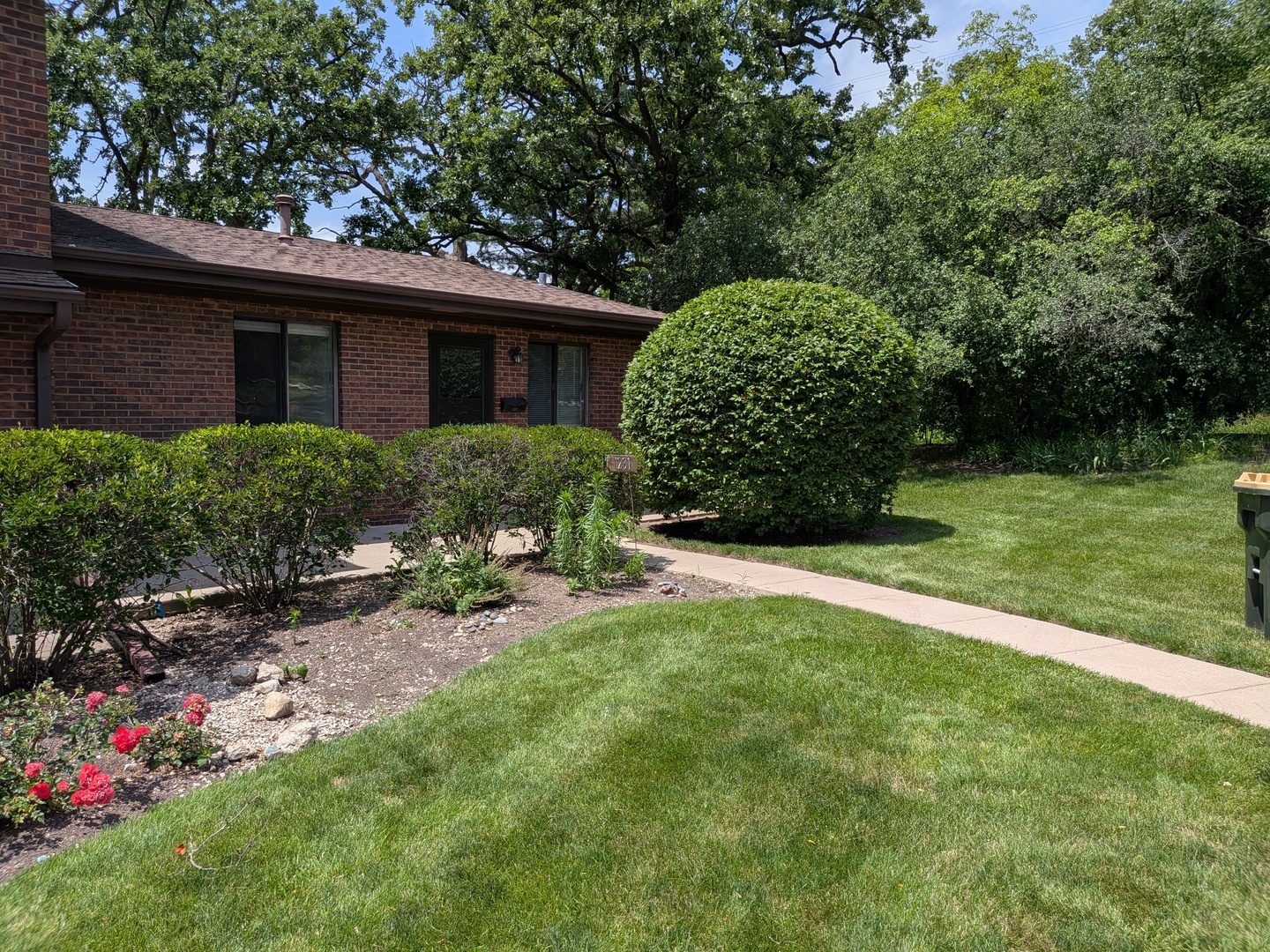 1231 Geneva Lane, Lake Zurich IL 60047