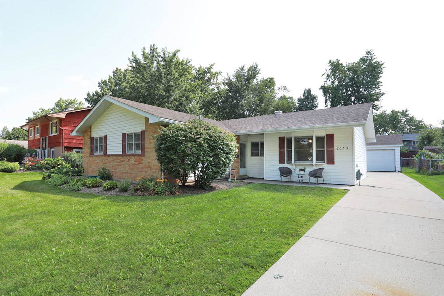 2055 Shepard Road, Hoffman Estates IL 60169