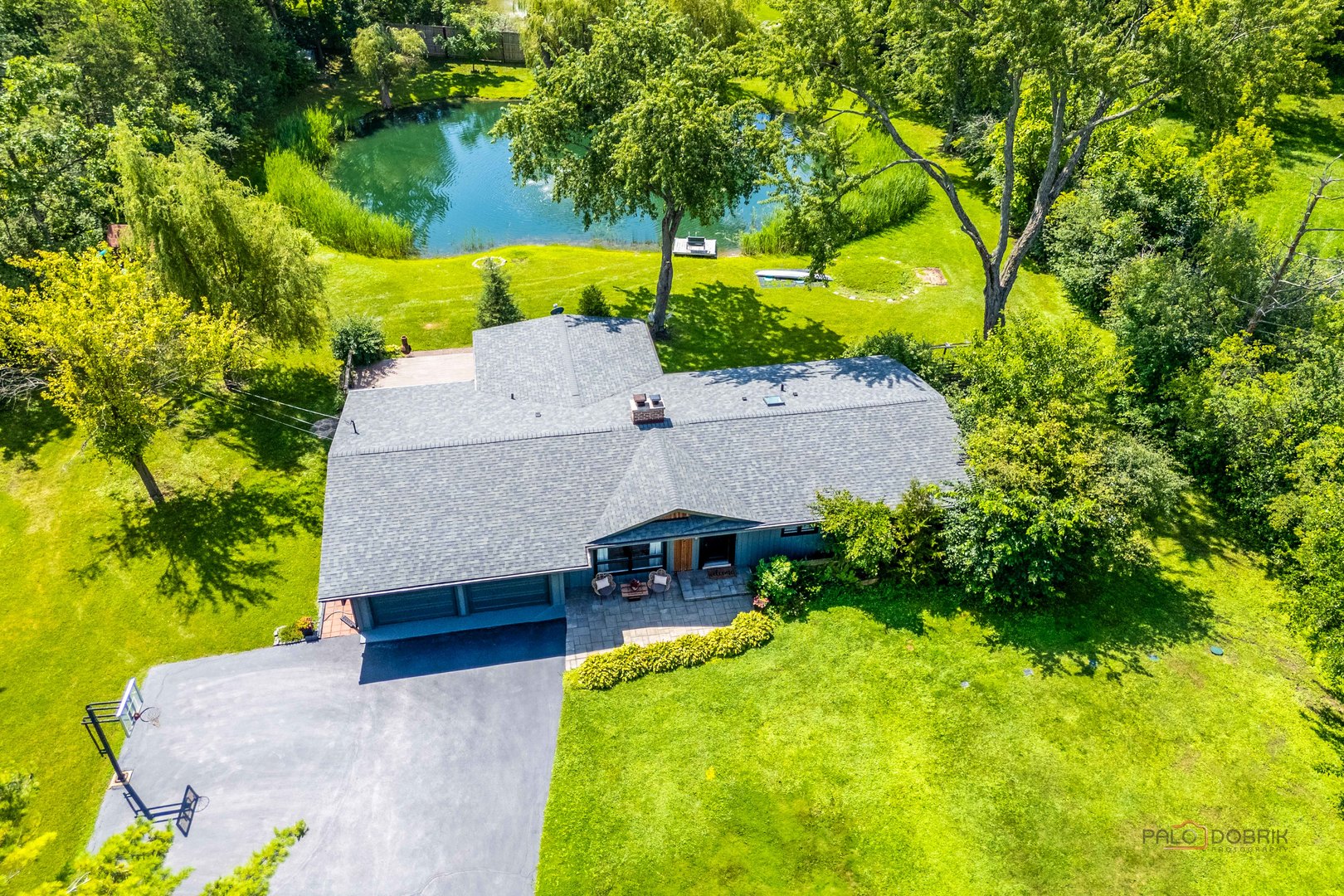 83 Wildwood Drive, Barrington IL 60010