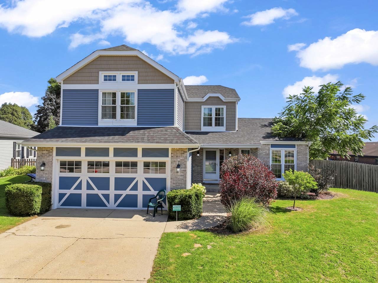 5004 Glenbrook Trail W, Mchenry IL 60050