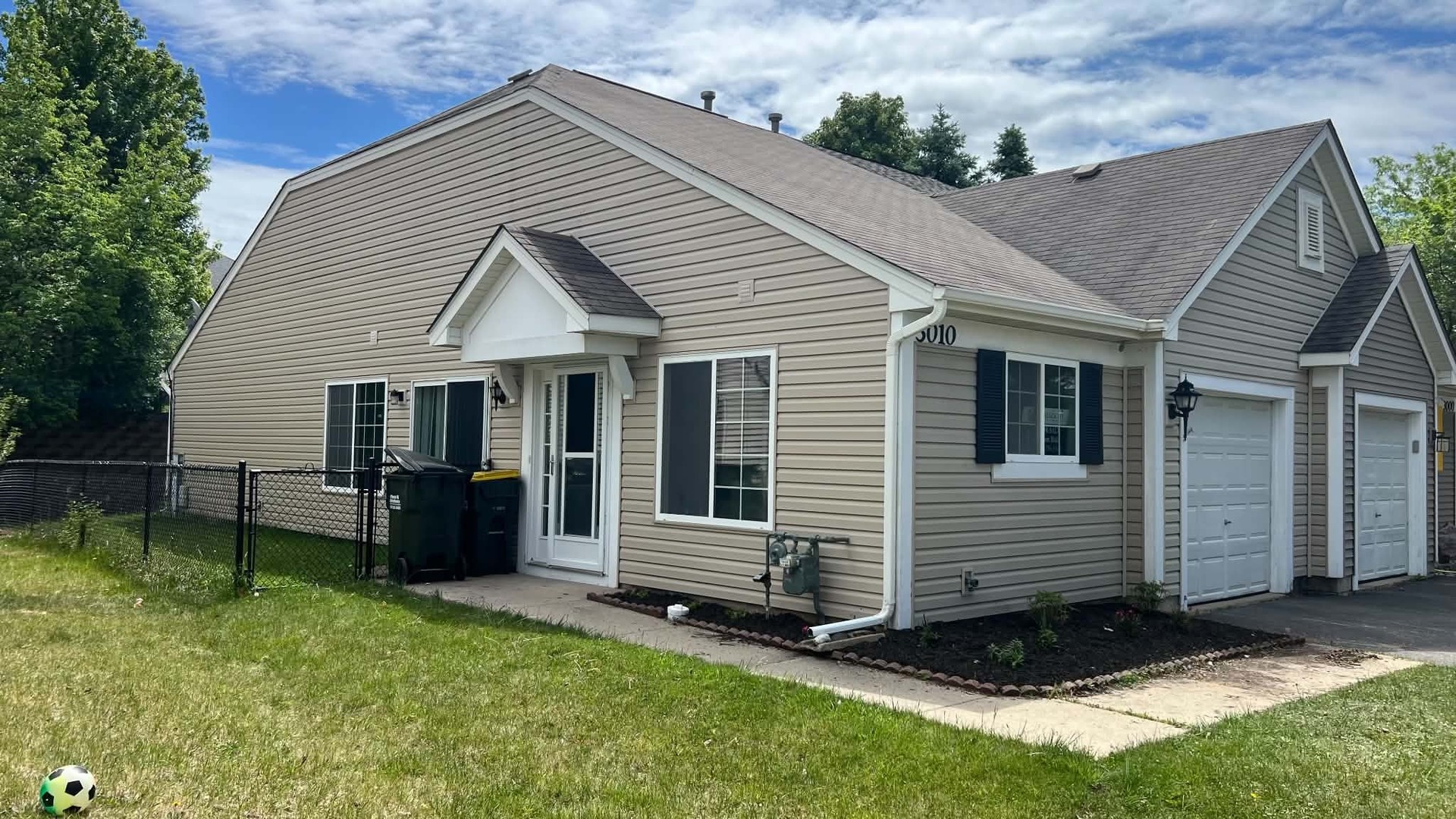 3010 Ronan Drive, Lake In The Hills IL 60156