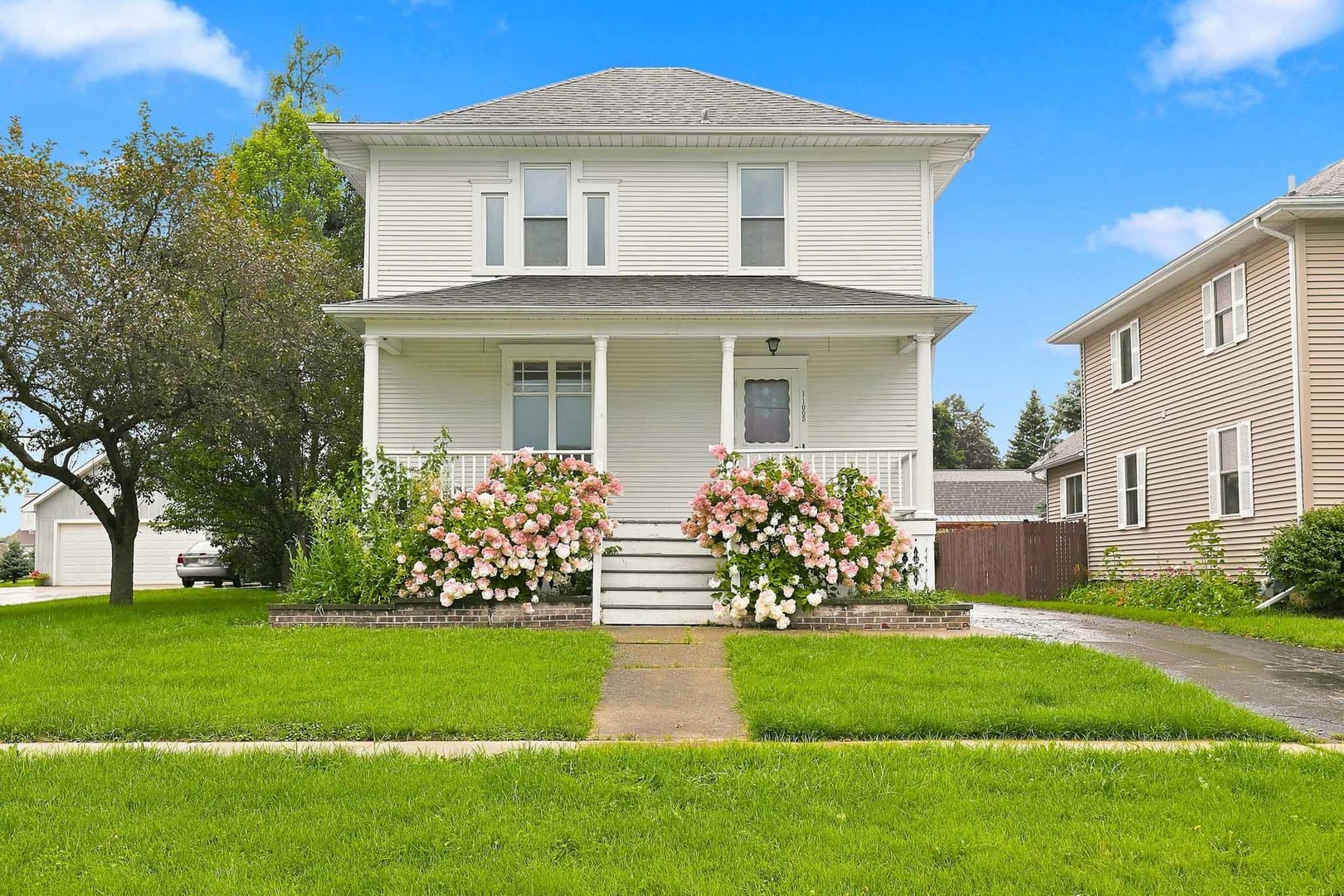 11005 N Myrtle Street, Huntley IL 60142