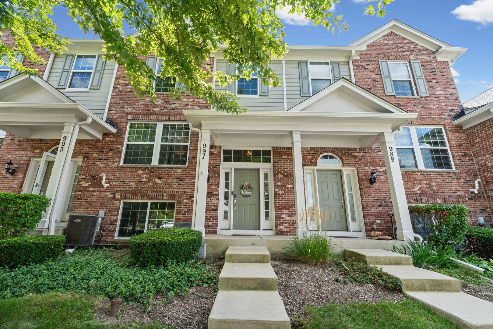 991 Reserve Drive, Elgin IL 60124