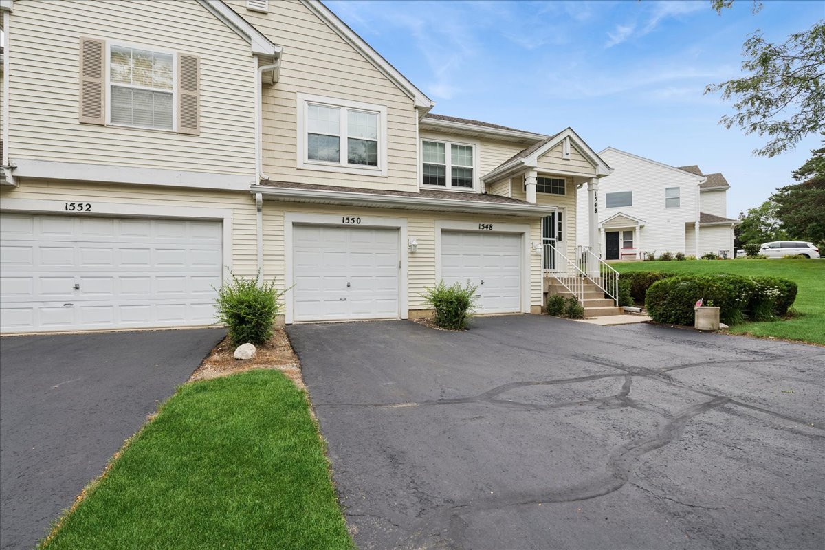 1550 Meadowsedge Lane Unit 1550, Carpentersville IL 60110