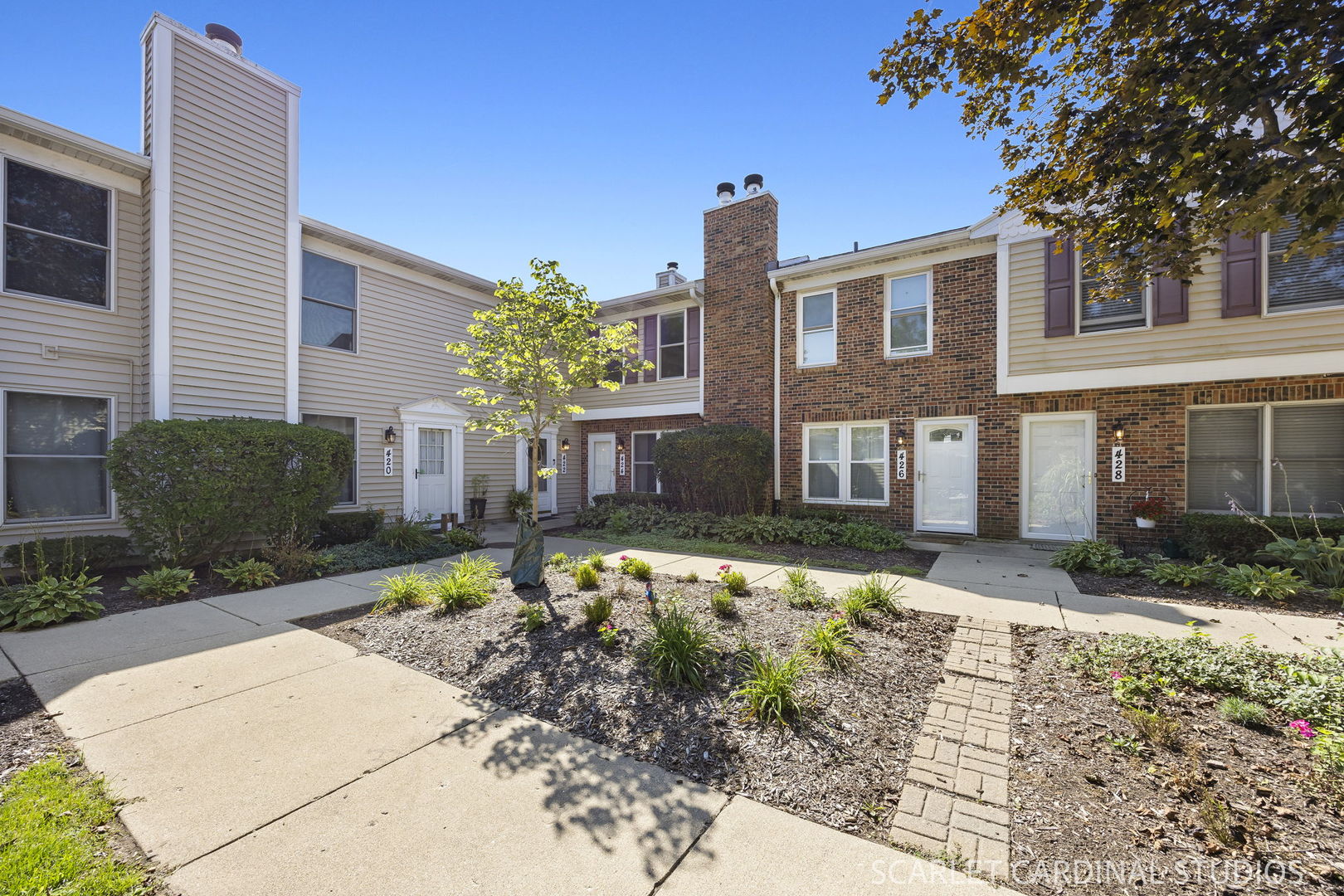 424 Kensington Court, Naperville IL 60563