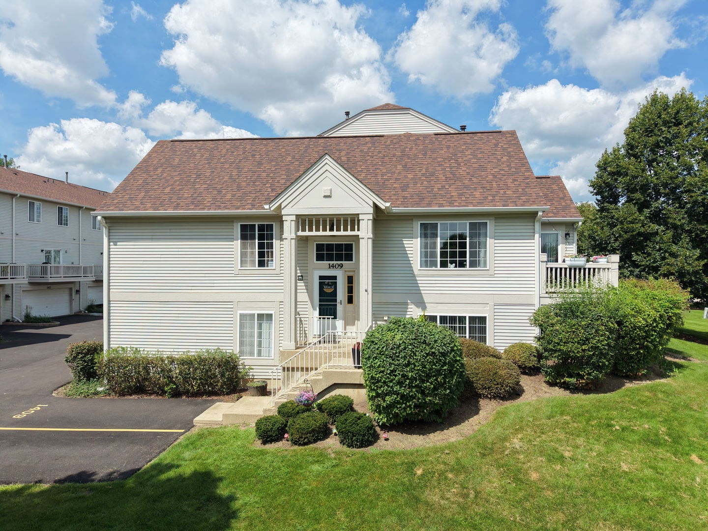 1409 New Haven Drive Unit 1409, Cary IL 60013