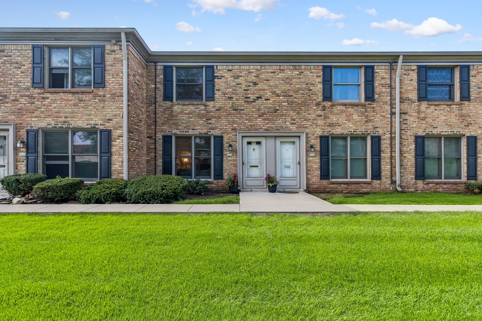 1753 Bristol Walk Unit 1753, Hoffman Estates IL 60169