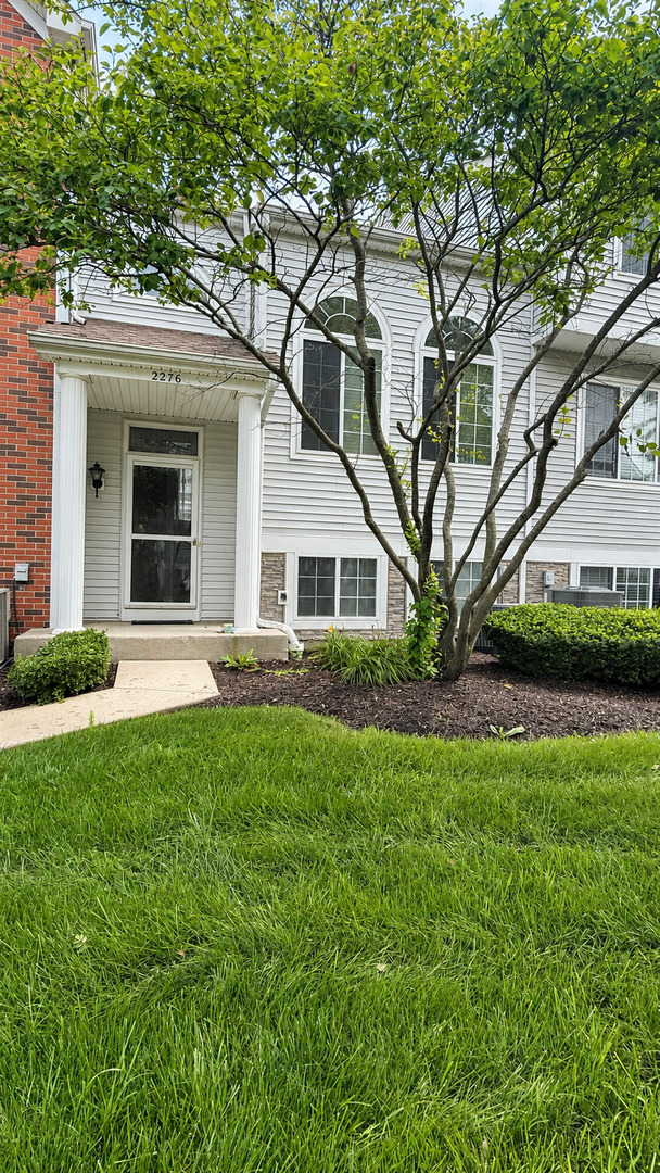 2276 Dawson Lane, Algonquin IL 60102