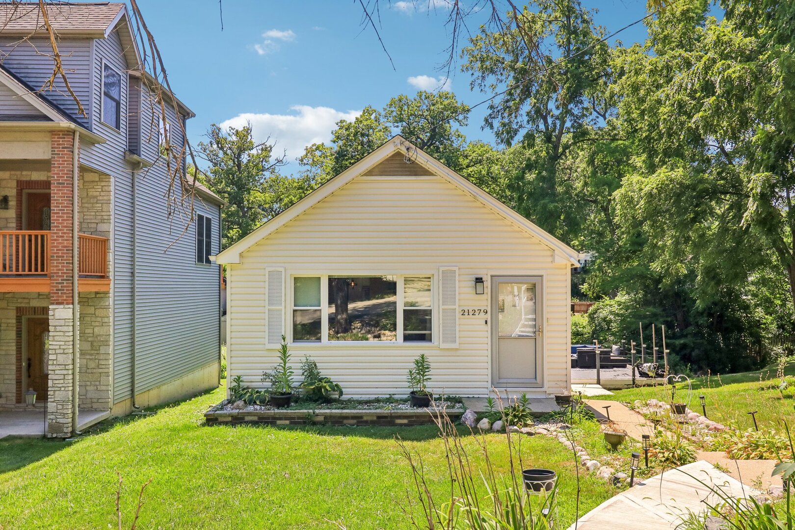21279 W Shady Lane, Lake Zurich IL 60047