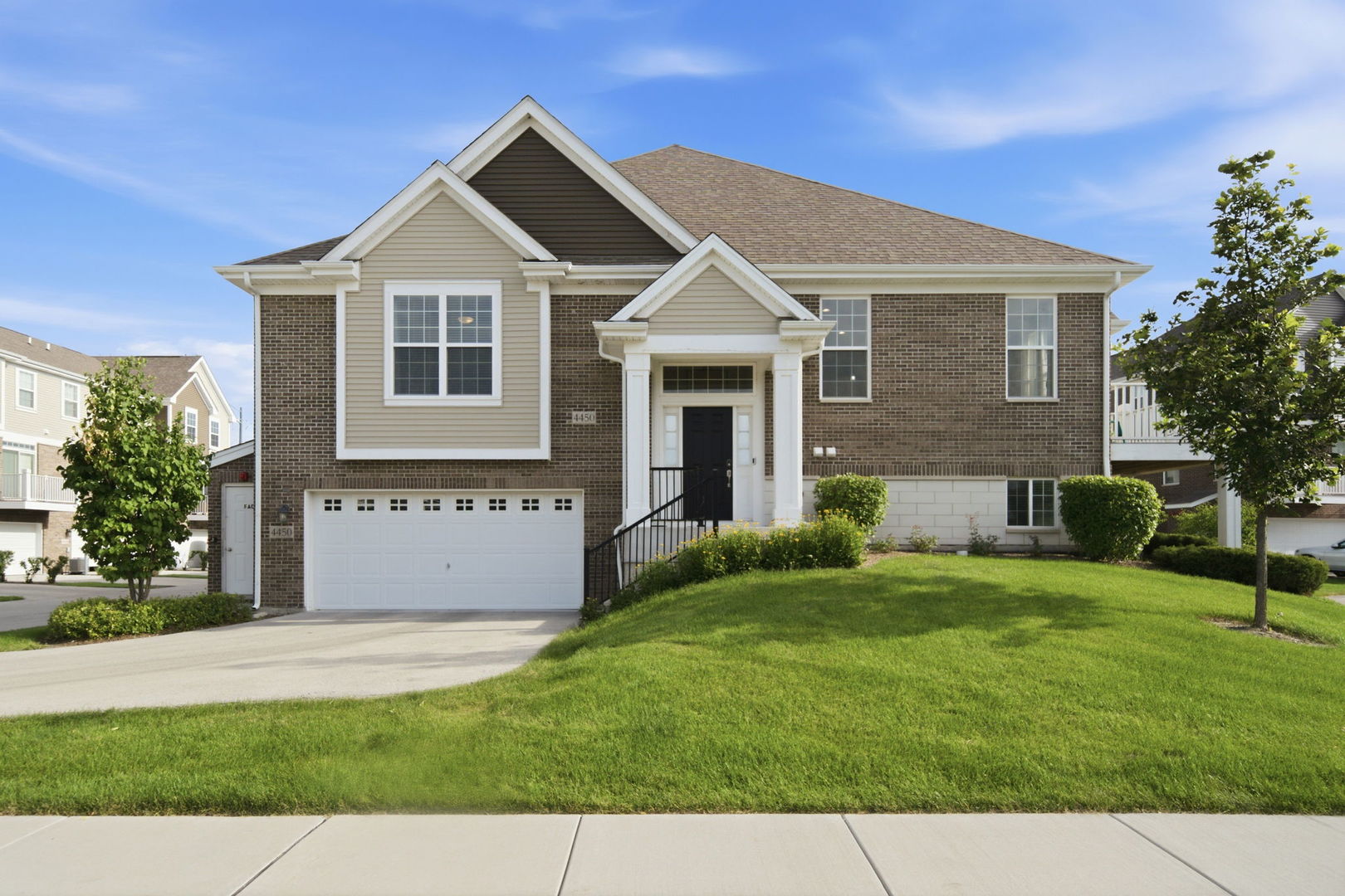 4450 Monroe Court, Naperville IL 60564