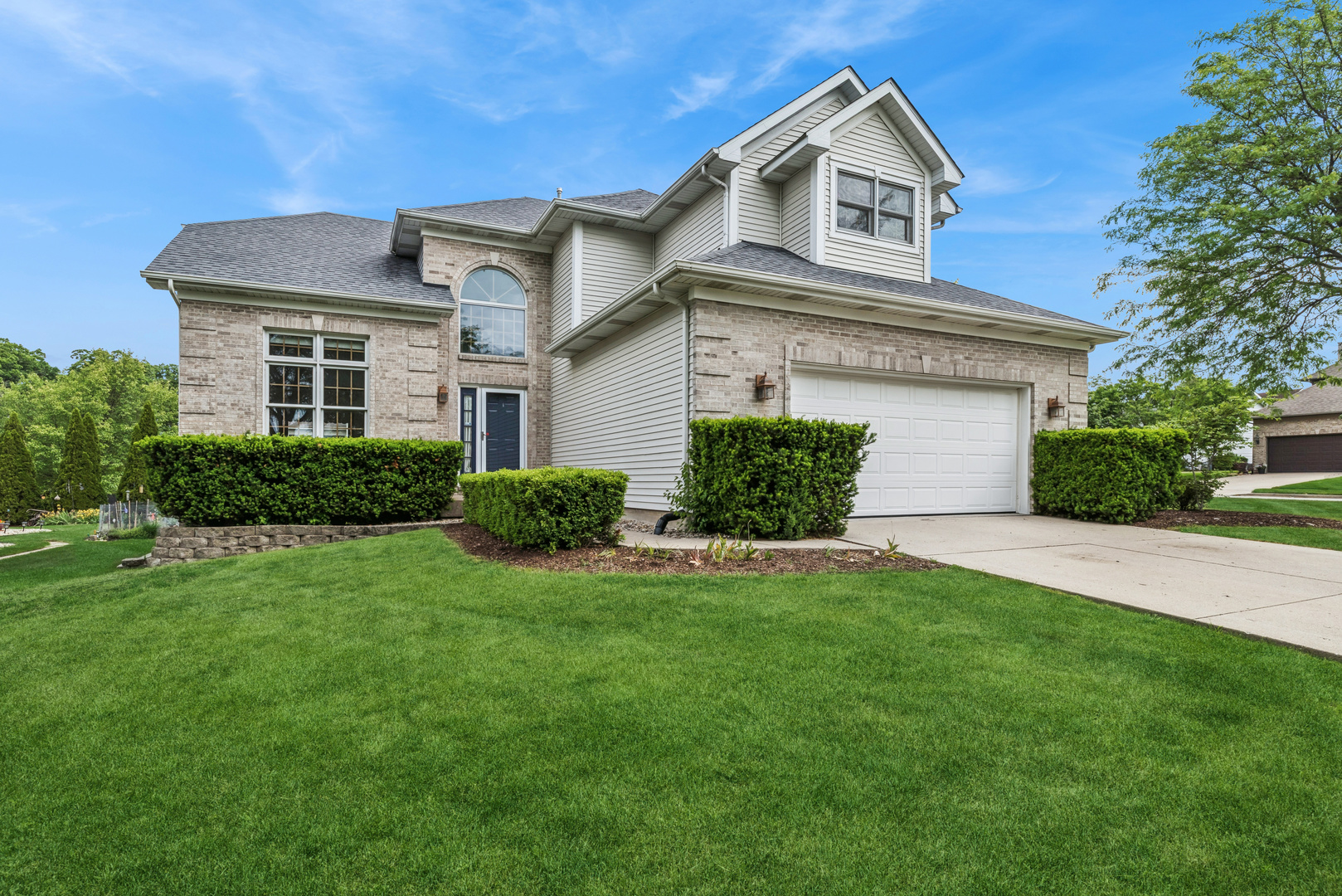 615 Wood Creek Drive, Antioch IL 60002