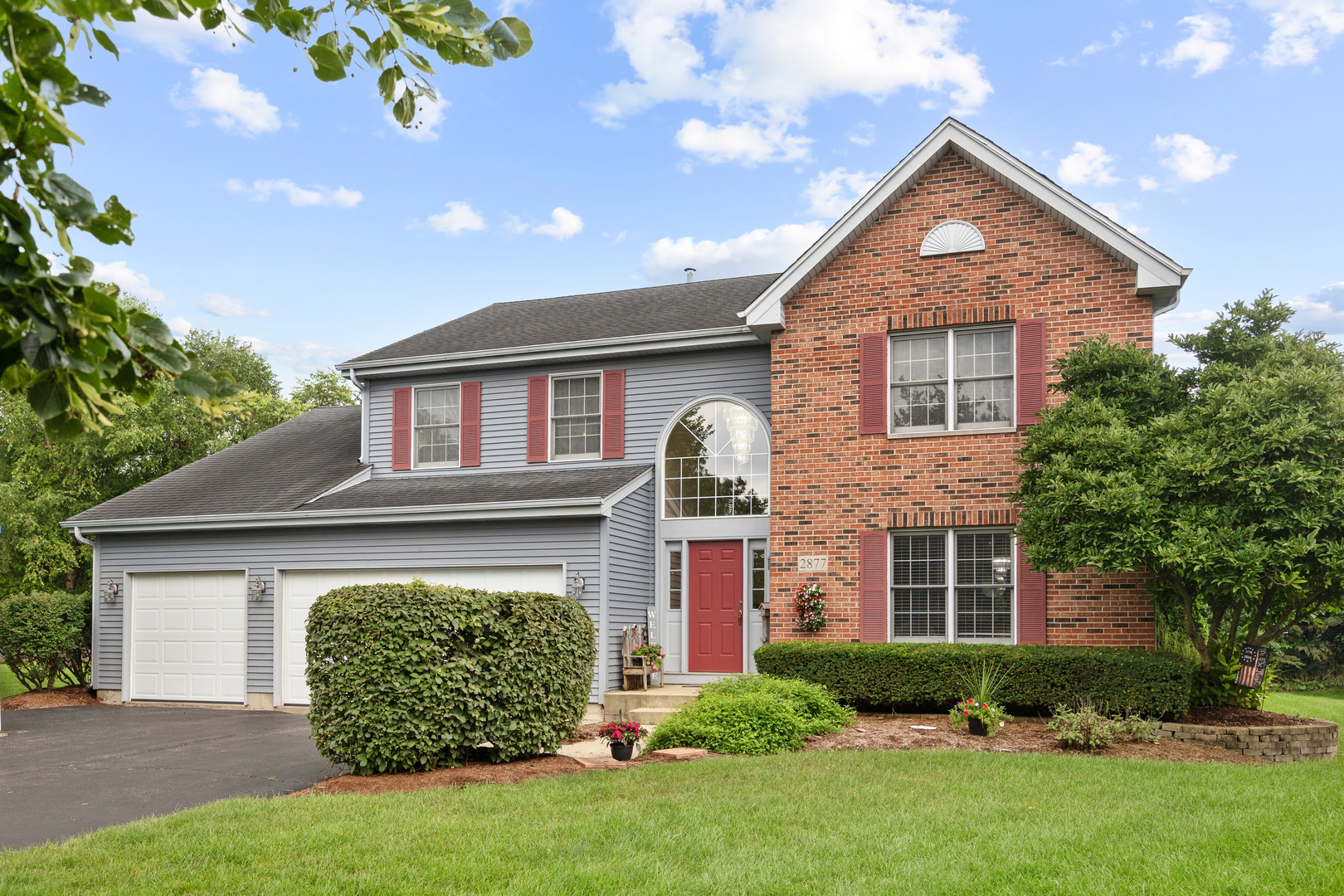 2877 Sarah Court, Elgin IL 60124
