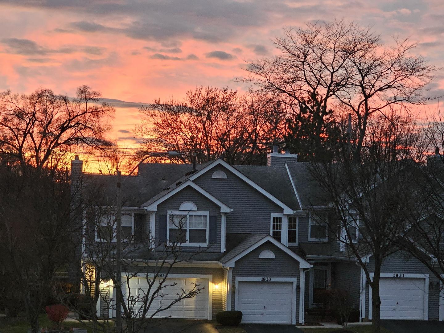 1826 Lucylle Court, St. Charles IL 60174