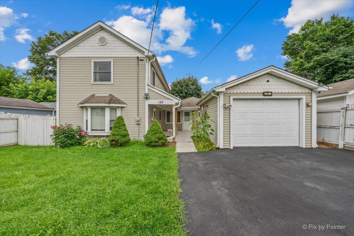 122 S Edison Avenue, Elgin IL 60123