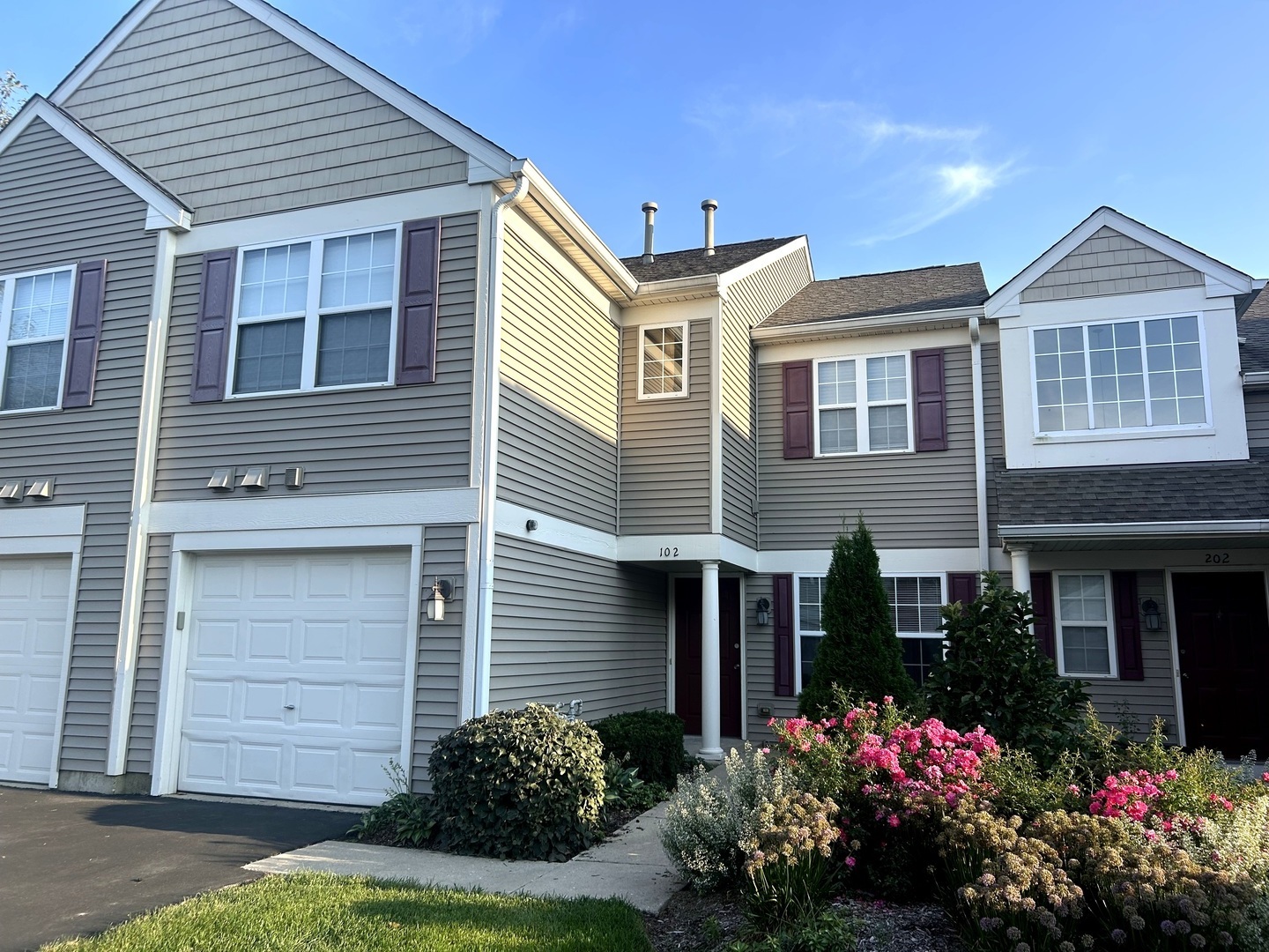 2219 Waterleaf Court Unit 102, Naperville IL 60564