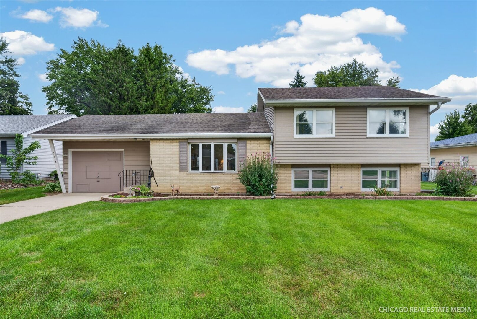 11112 Sunset Lane, Huntley IL 60142