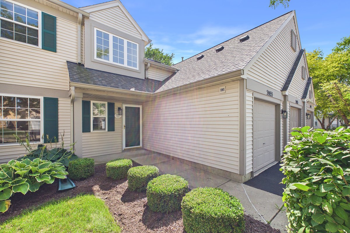 39853 N Long Drive Unit 40-6, Antioch IL 60002