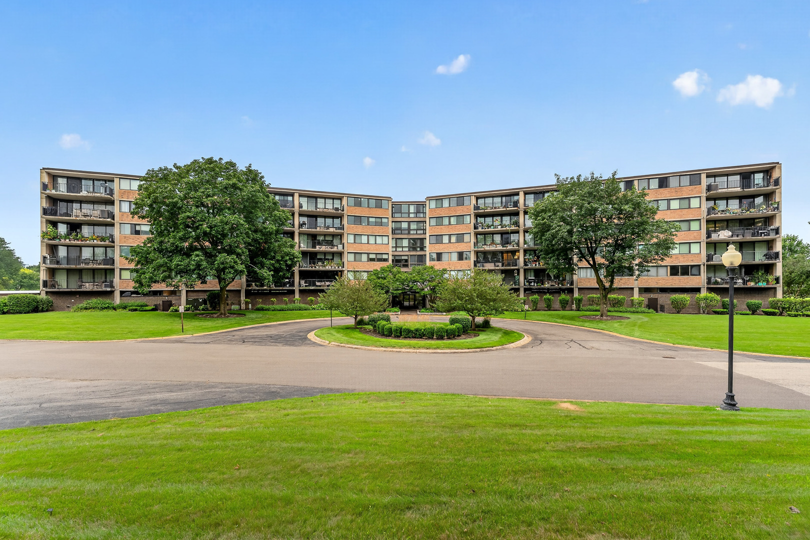 101 Bar Harbour Road Unit 6T, Schaumburg IL 60193