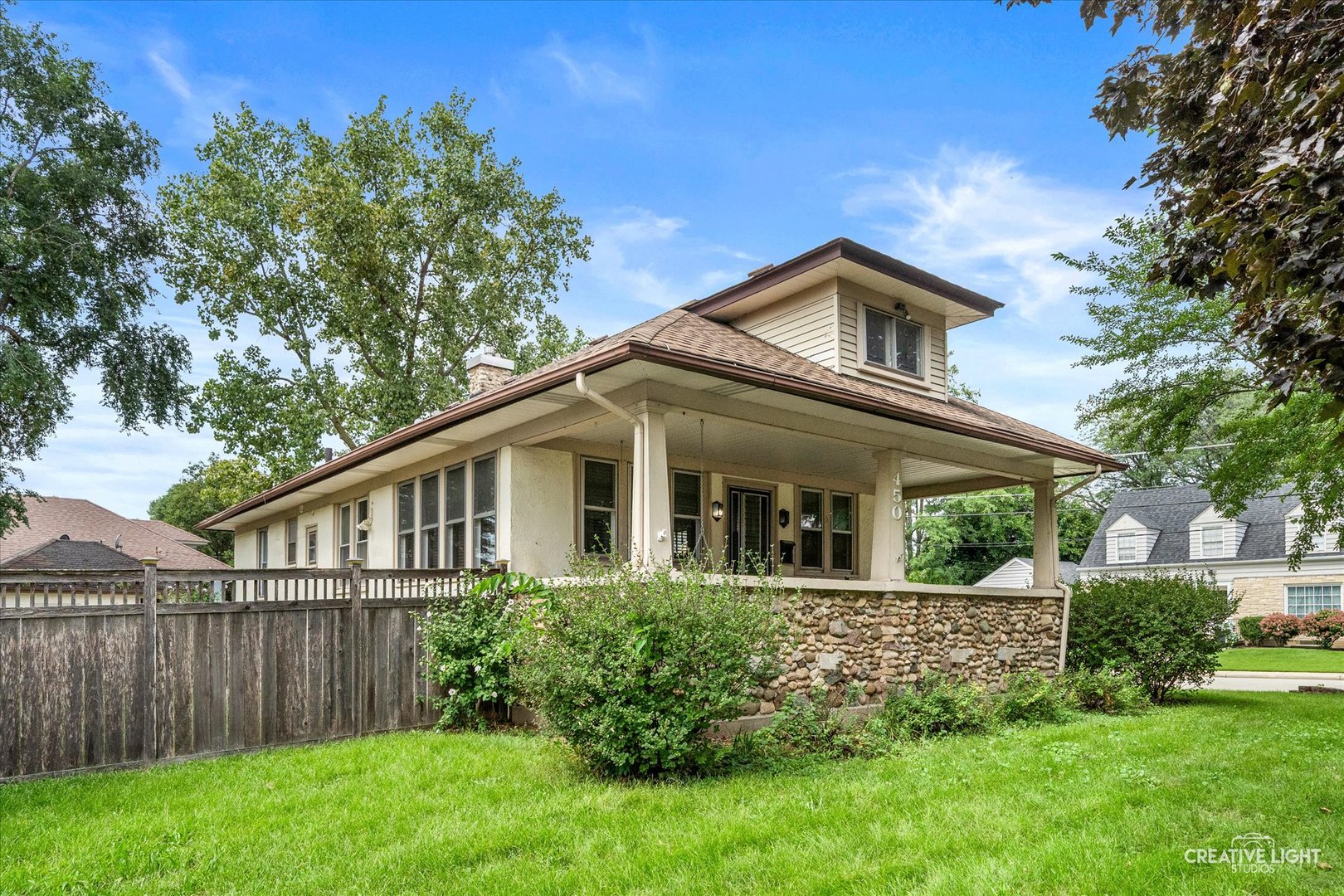 450 Arlington Avenue, Elgin IL 60120